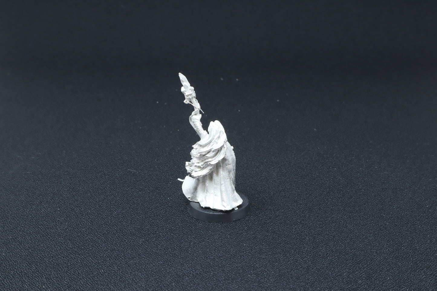 Bretonnian Damsel with Staff