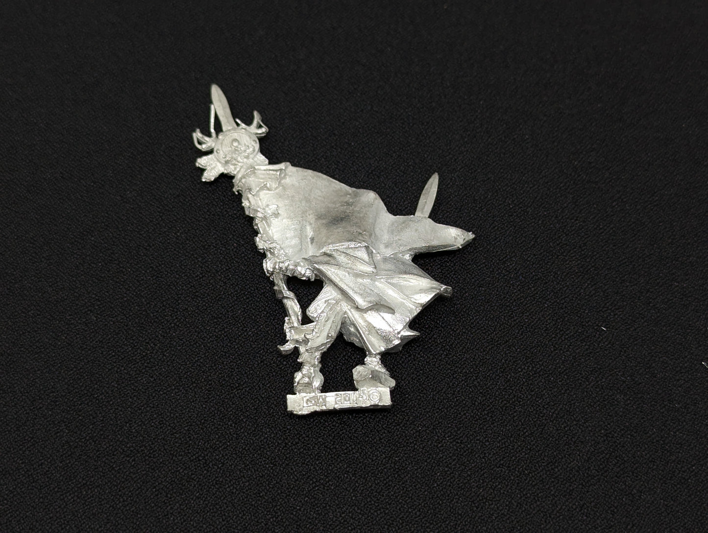 Wood Elf Battle Standard Bearer