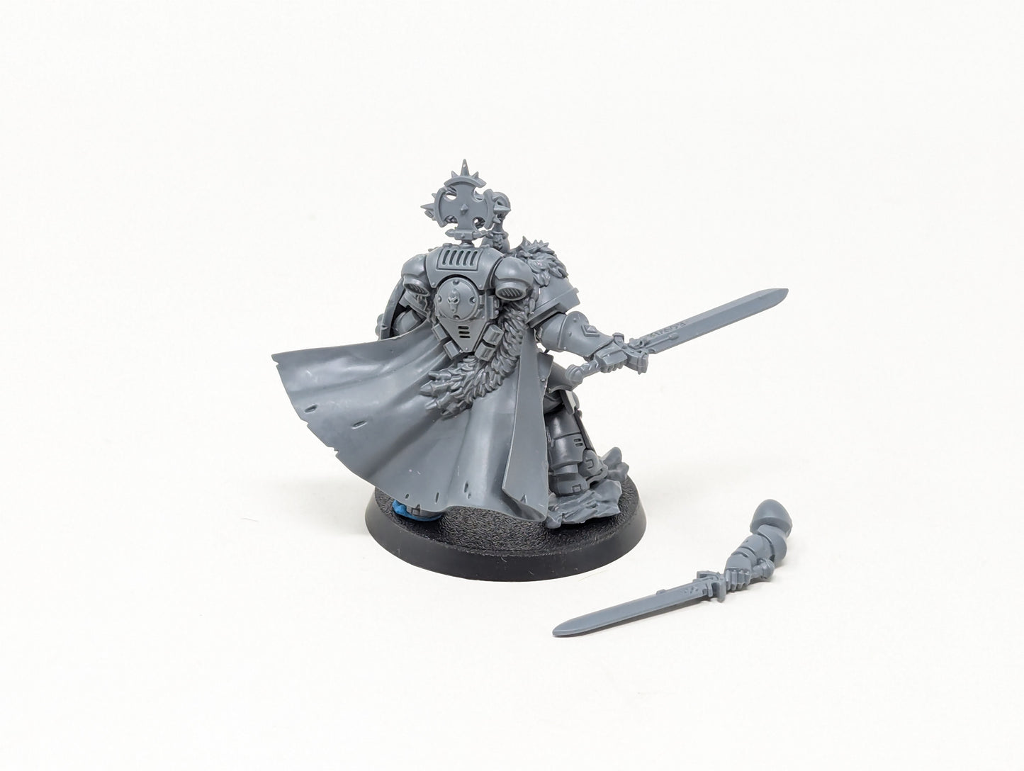 Wolf Guard Battle Leader