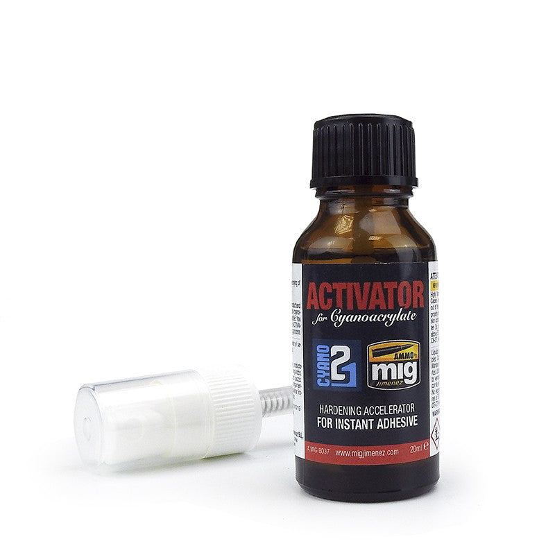 Ammo Mig: Activator for Cyanoacrylate Glue