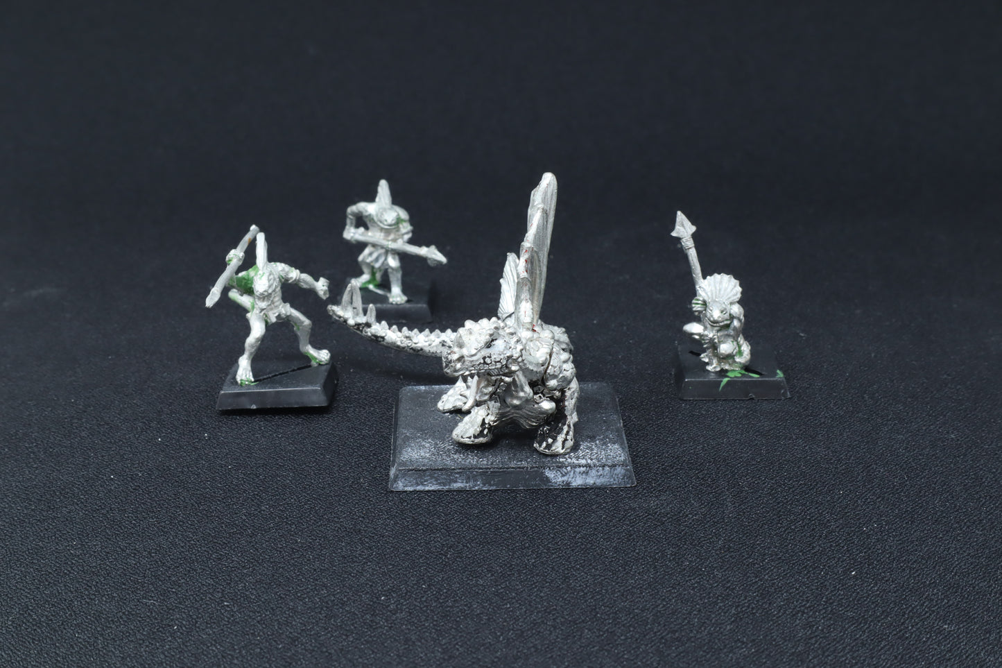 Salamander Hunting Pack (Old Models)