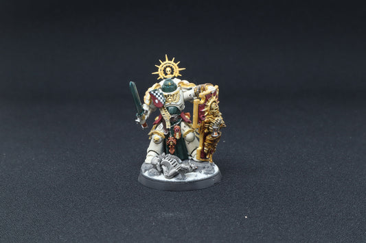 Captain with Relic Shield (Tabletop)