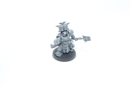 Librarian in Terminator Armour (Old Model)