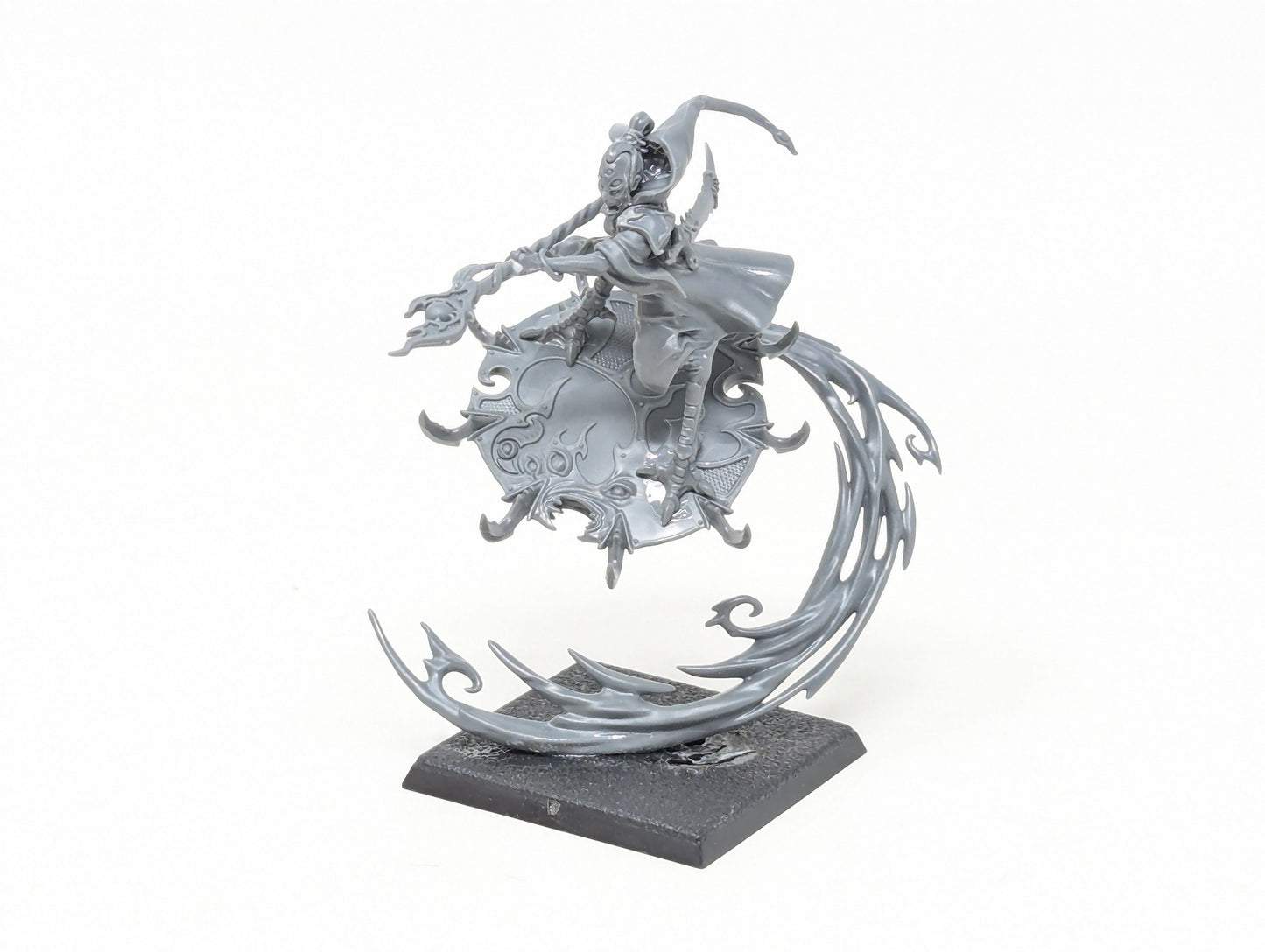 Magister on Disc of Tzeentch