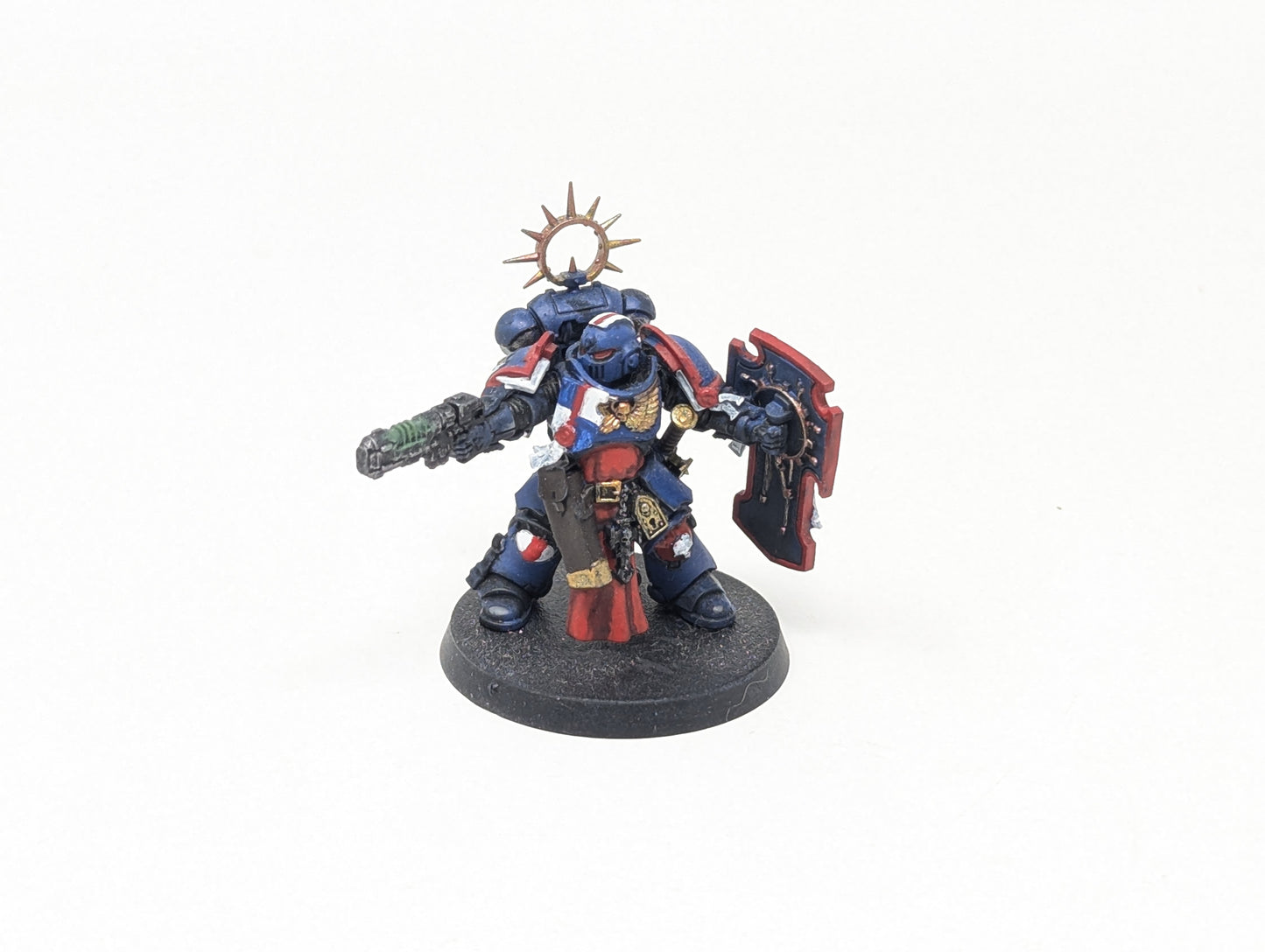 Lieutenant with Storm Shield (Tabletop)