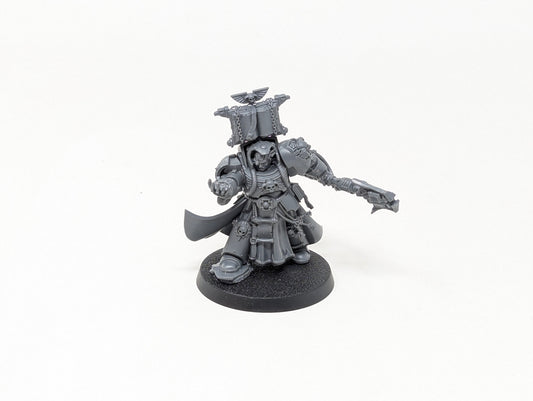 Librarian in Terminator Armour (Old Model)