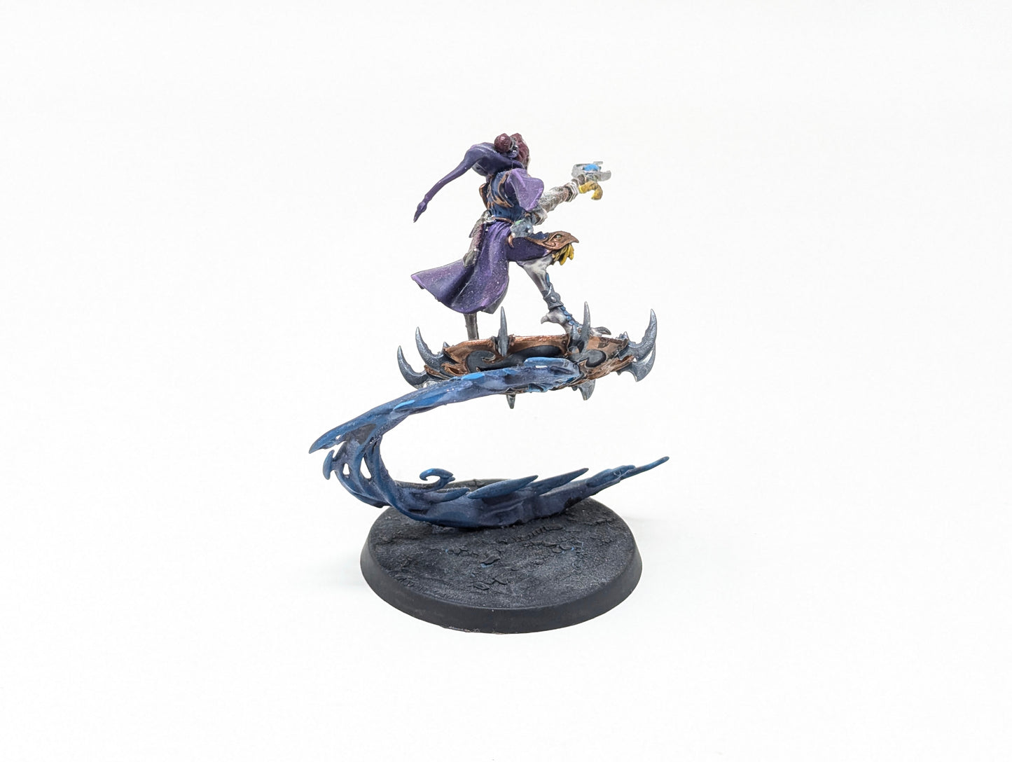 Magister on Disk of Tzeentch (Tabletop)