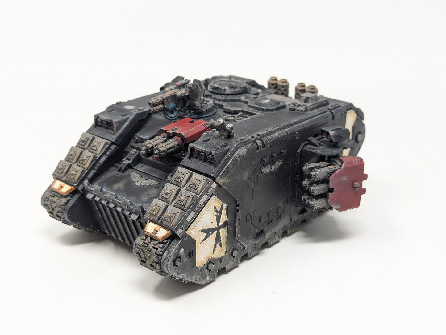 Land Raider Crusader (Tabletop)