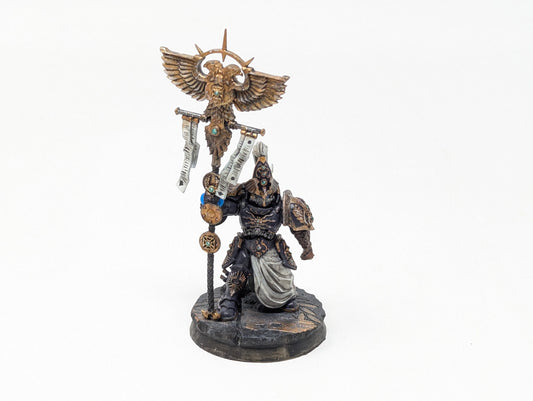 Custodian Warden Vexilius Praetor (Well Painted)