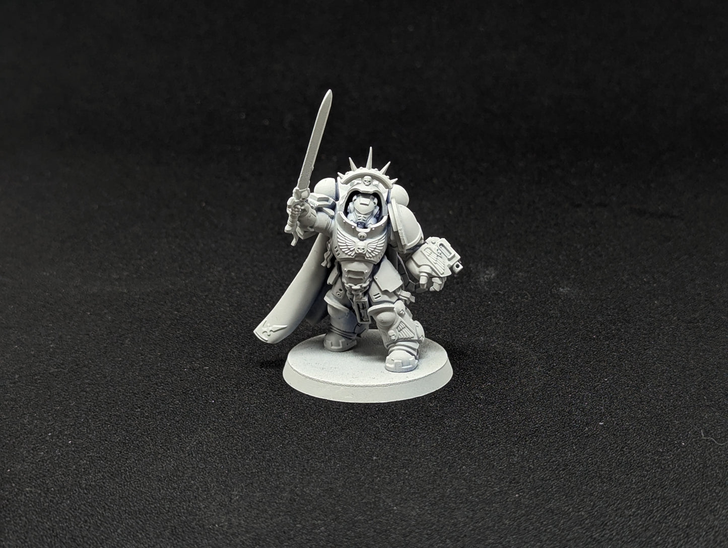 Captain in Gravis Armour