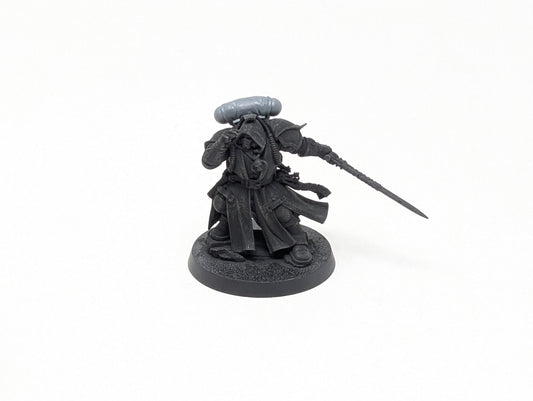 Primaris Librarian in Phobos Armour