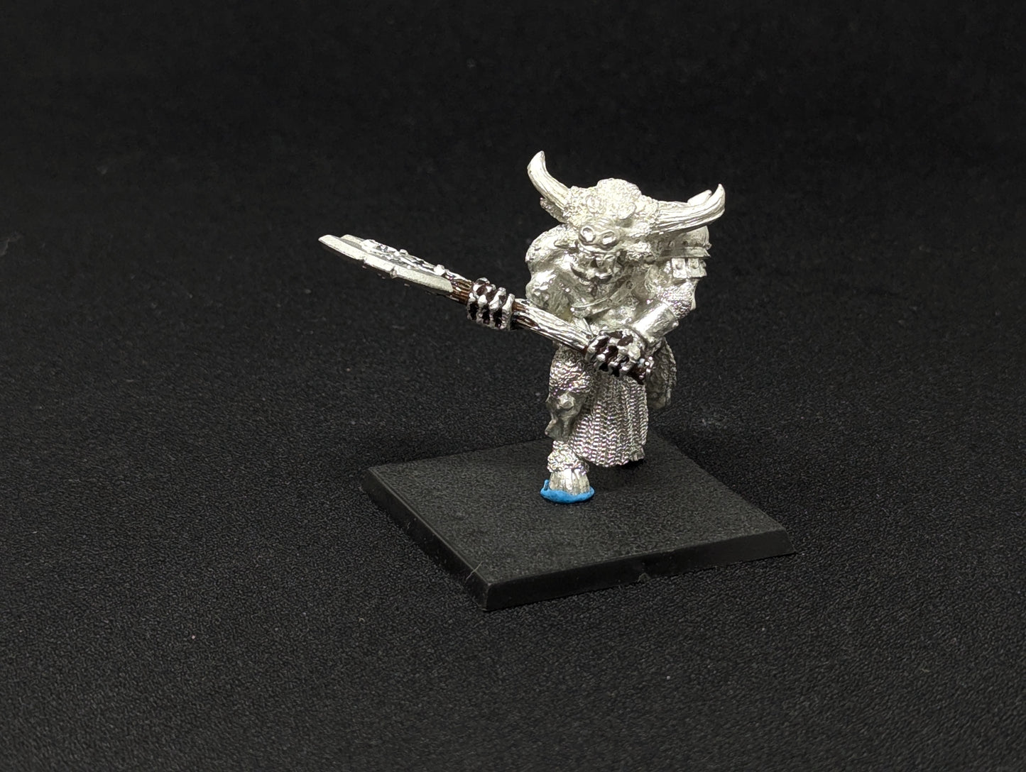 Minotaur with Great Weapon (Old Model)