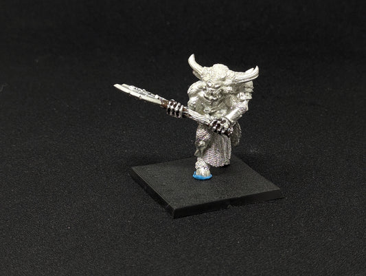 Minotaur with Great Weapon (Old Model)