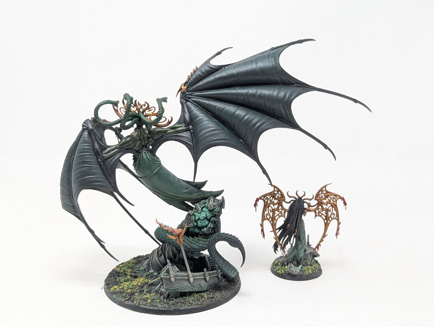 Morathi-Khaine and the Shadow Queen (Tabletop)