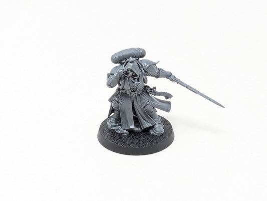 Primaris Librarian in Phobos Armour
