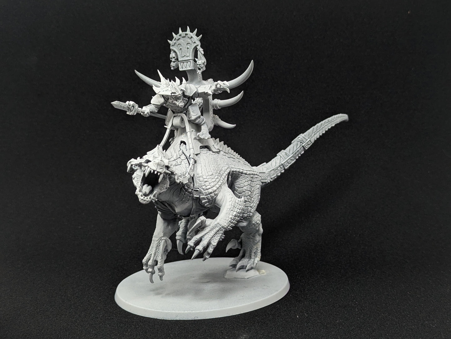 Saurus Oldblood on Carnosaur