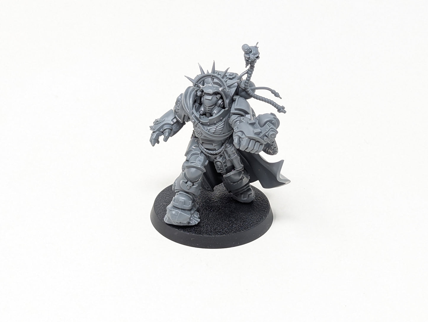 Captain in Gravis Armour