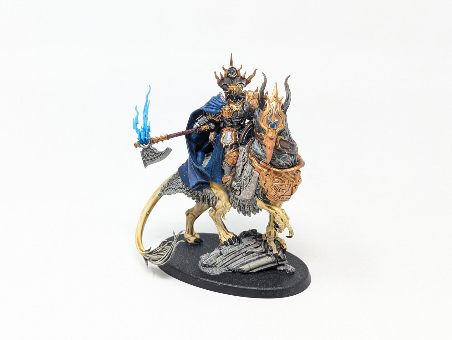 Lord-Vigilant on Gryph-Stalker (Tabletop)