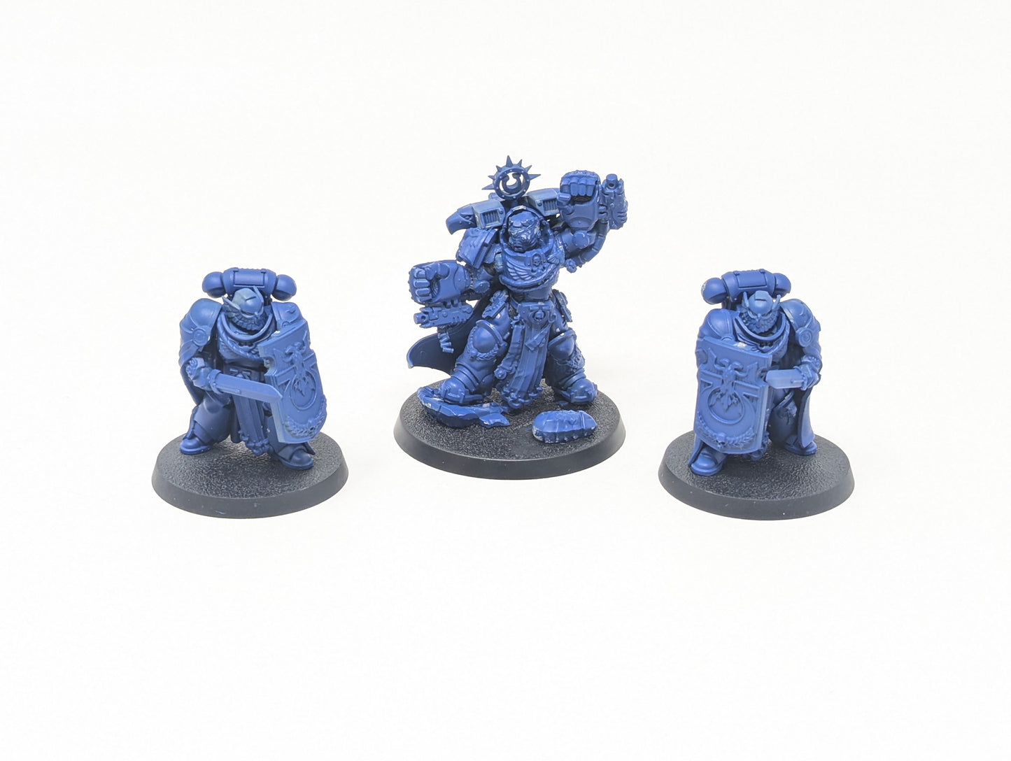 Marneus Calgar with Victrix Honour Guard (Old Models)
