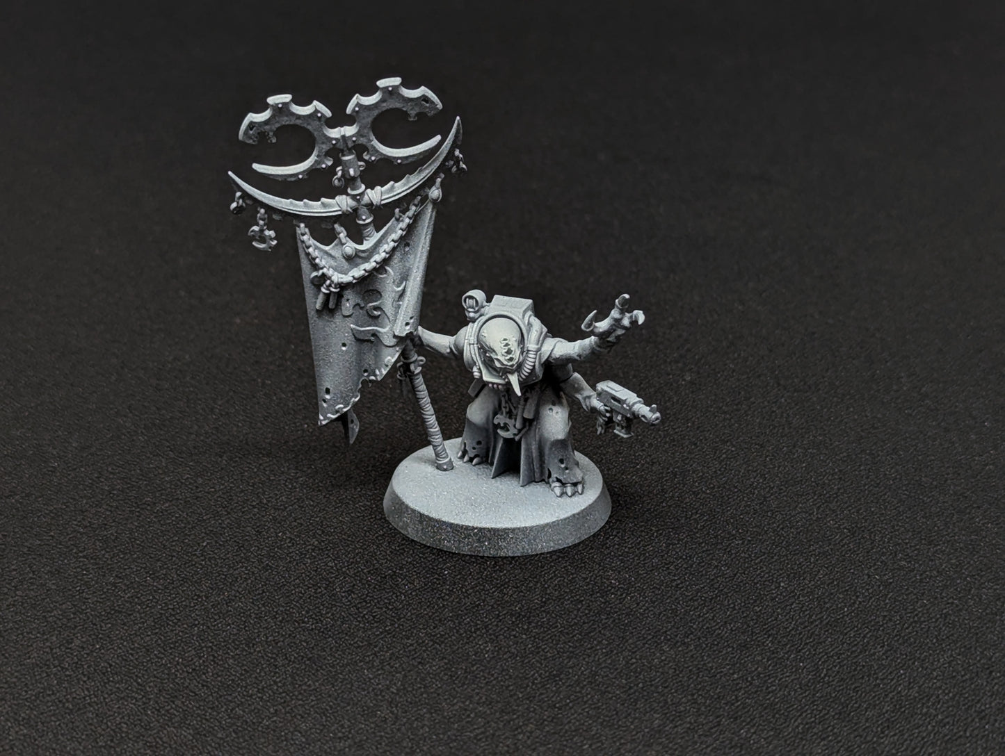 Acolyte Iconward