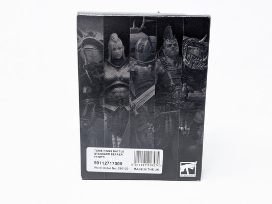 Tomb King Battle Standard Bearers