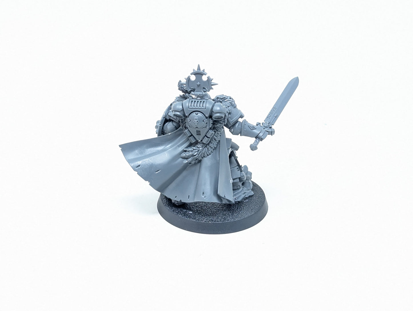 Wolf Guard Battle Leader
