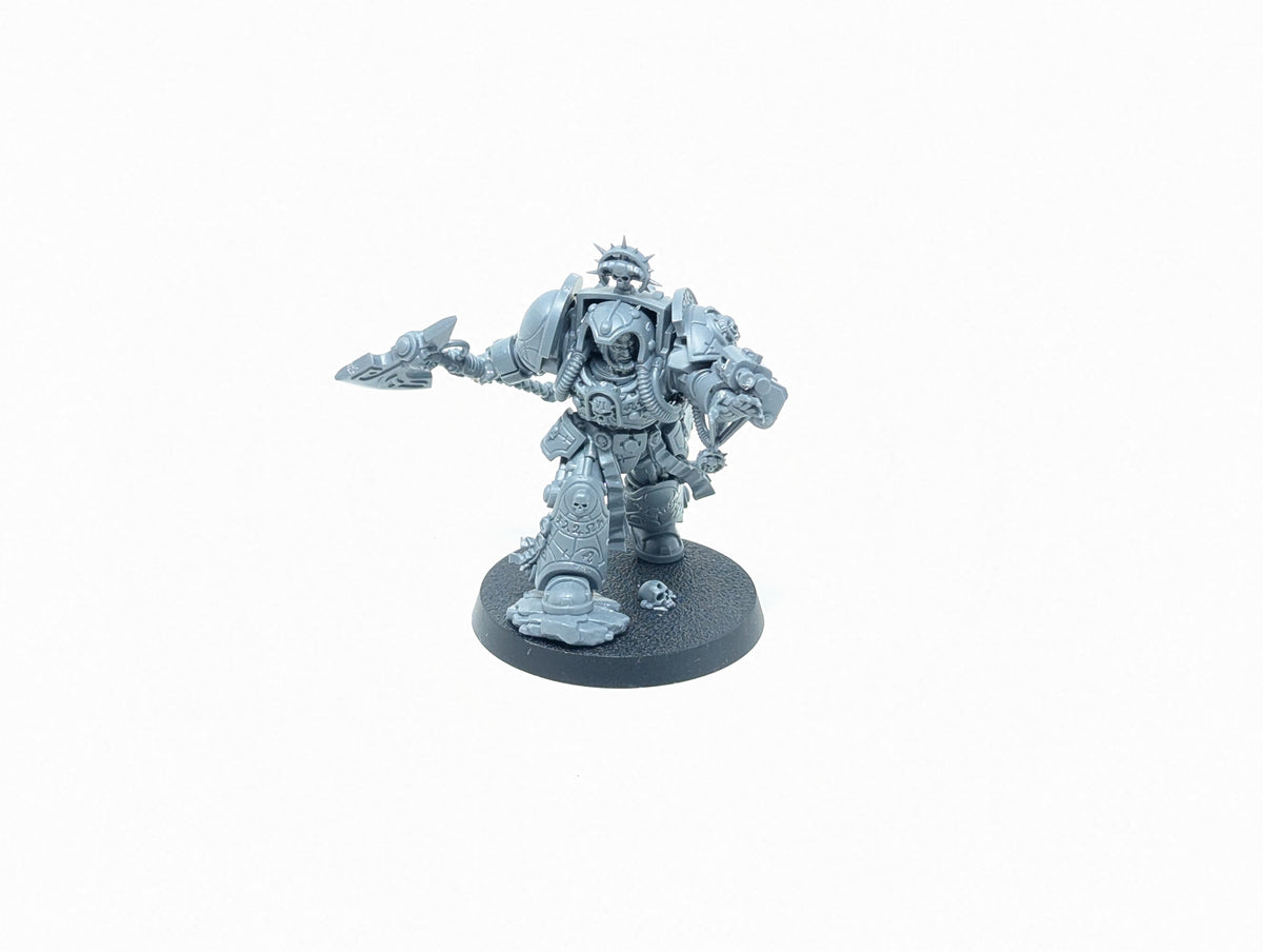 Librarian in Terminator Armour