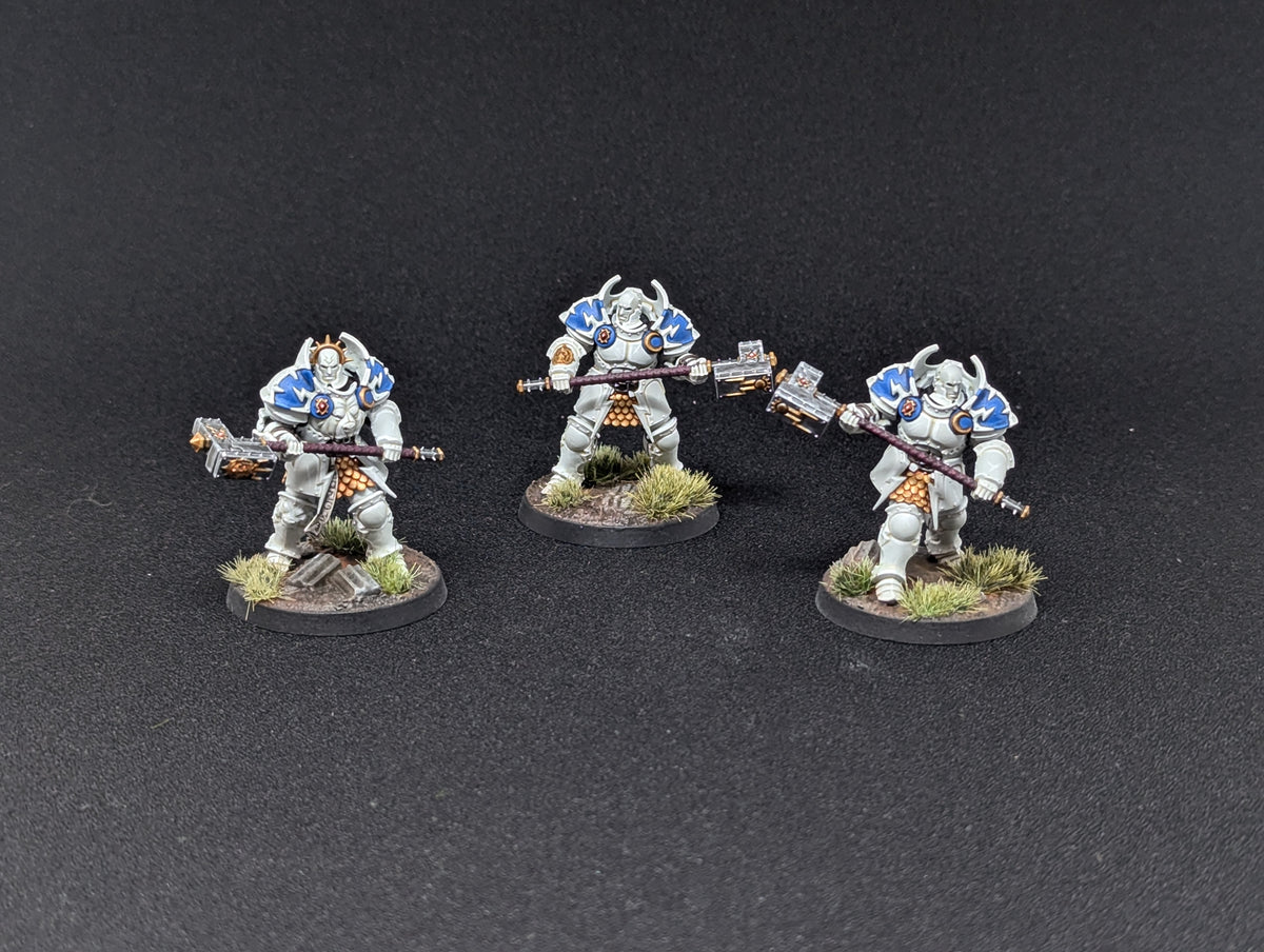 Annihilators with Meteoric Grandhammers (Well Painted)