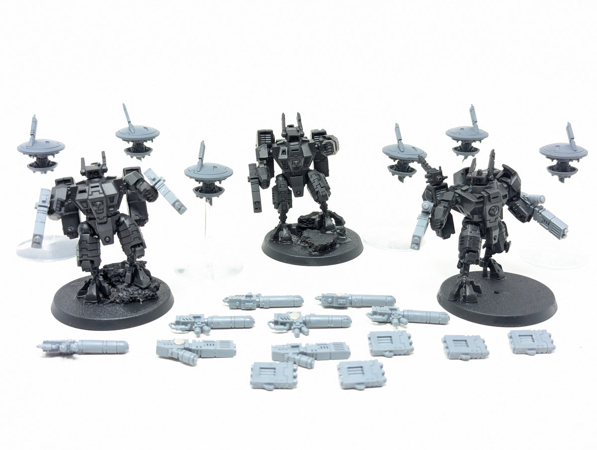 XV8 Crisis Battlesuit Team